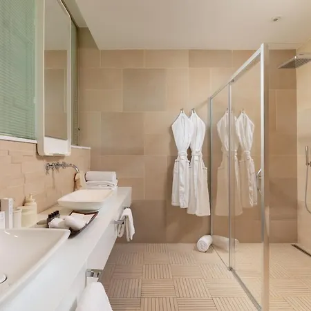 Hotel Hiddenbay Teos