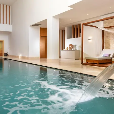 Hiddenbay Teos Hotel